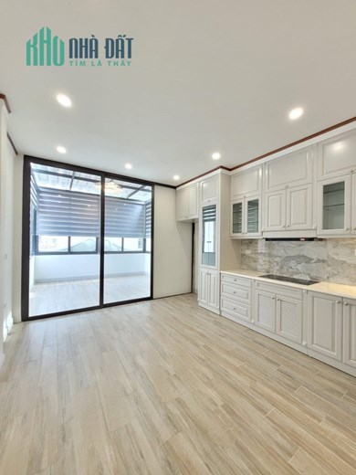 Hoooot Bán gấp căn nhà ngõ Hoàng Văn Thái, quận Thanh Xuân 50m² nhà 7 tầng oto vào nhà giá 10tỷ