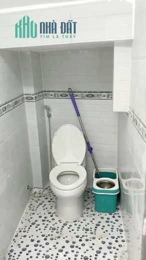 Nhà thuê 2 Tầng mới đẹp hẻm 23 Hồ Thanh Biên P4Q8 - Giá 8 Triệu