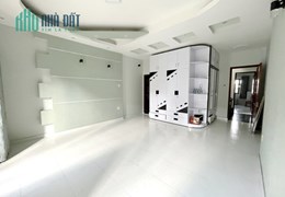 Nhà thuê 4 Tầng mới Đs 5 góc Phạm Hùng, P4Q8 - Giá : 22 Triệu