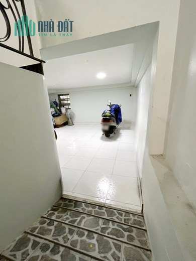 Nhà thuê 4 Tầng mới Đs 5 góc Phạm Hùng, P4Q8 - Giá : 22 Triệu