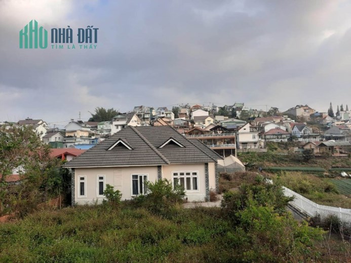 ( Gấp quá rồi ) Bán gấp Biệt Thự đẹp mặt tiền đường Tô Vĩnh Diện, Đà Lạt 727m2 giá 42 tỷ -> 30 tỷ
