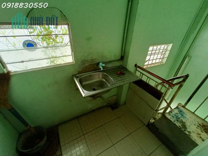 Nhà Bình Thạnh, sát Quận 1, 222m2, chỉ 69 triệu/m2, đầu tư CHDV cho thuê
