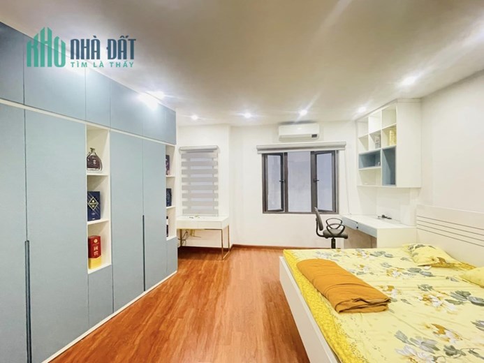 BÁN NHÀ RIÊNG BA BƯỚC RA CẦU MAI ĐỘNG LĨNH NAM 40m MT4.2m giá NHỈNH 3  tỷ