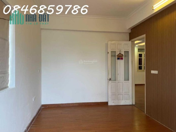 Bán chung cư căn góc tầng 7, C4 KĐT Mỹ Đình 1, diện tích 86m2, SĐCC, đã cải tạo đẹp