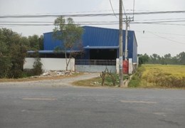 BÁN RẺ NHÀ XƯỞNG XÂY SẴN 2.000m2 Ở ĐỨC HOÀ, CÓ GỞI HH CHO AE MG GIỚI THIỆU DÙM