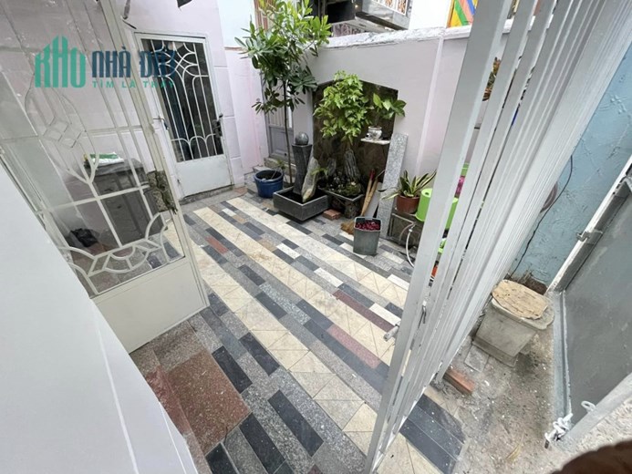 BÁN NHÀ TRẦN XUÂN SOẠN 70M2 CHỈ 5 TỶ