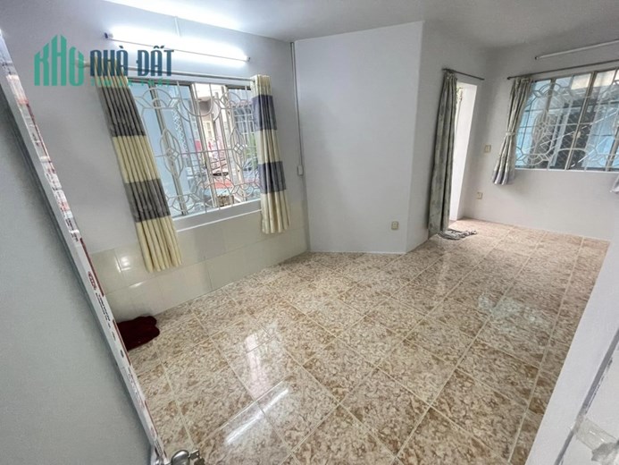 BÁN NHÀ TRẦN XUÂN SOẠN 70M2 CHỈ 5 TỶ