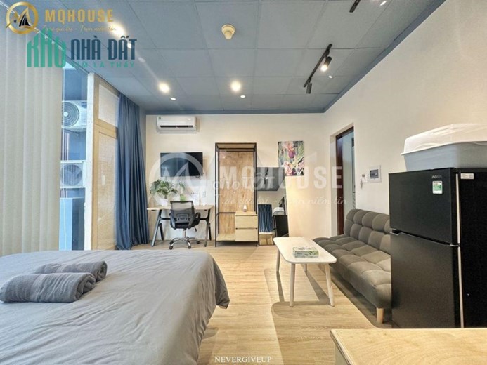 Kiếm Đâu Được một chiếc phòng NGAY MẶT TIỀN ETOWN, đường CỘNG HOÀ, quận TÂN BÌNH