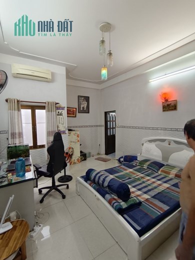 CHỦ GẤP BÁN TRẢ NỢ HẺM 10M 78M2 3TẦNG QUẬN TÂN PHÚ.