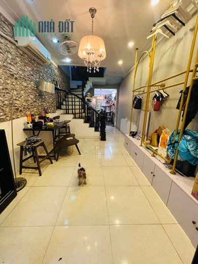 GẦN ĐƯỜNG ĐÔI, LÔ GÓC KV TÂN MAI, HOÀNG MAI. Ô TÔ. DT RỘNG 49M × 5T. CHỈ 4.45 TỶ