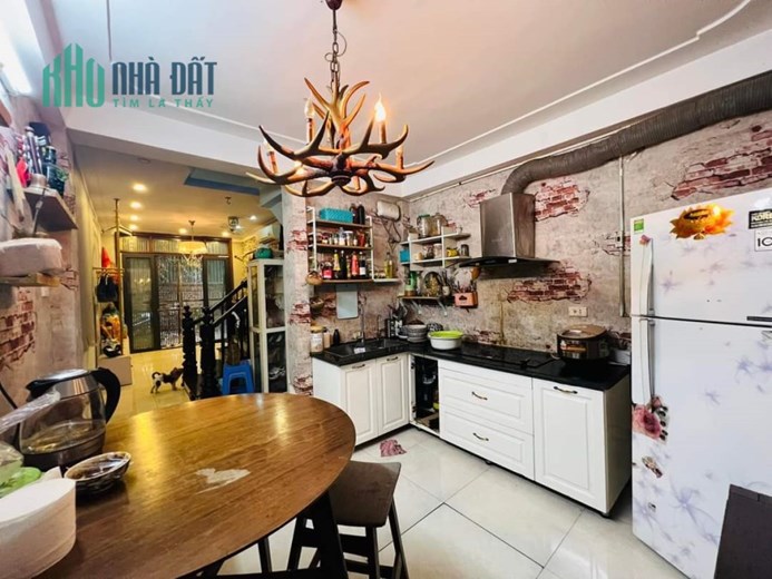 GẦN ĐƯỜNG ĐÔI, LÔ GÓC KV TÂN MAI, HOÀNG MAI. Ô TÔ. DT RỘNG 49M × 5T. CHỈ 4.45 TỶ