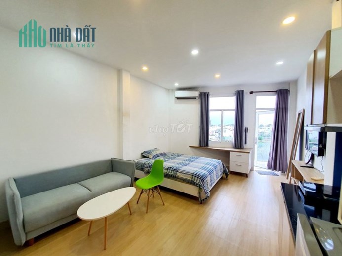 Một chiếc phòng VIEW ĐẸP HẾT NƯỚC CHẤM ở đường HOÀNG SA, Quận 3!!!