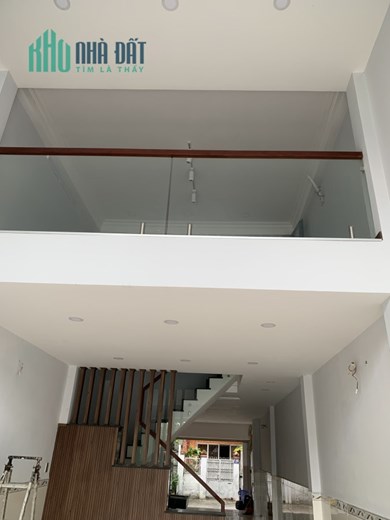 Bán nhà 2 Mặt tiền Trường Chinh ngay Cầu Tham Lương, DT: 4x20m, 5 Tầng - 5PN, 13.9 tỷ