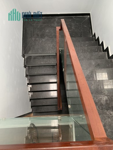 Bán nhà 2 Mặt tiền Trường Chinh ngay Cầu Tham Lương, DT: 4x20m, 5 Tầng - 5PN, 13.9 tỷ
