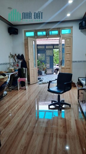 BÁN NHÀ HÓC MÔN CÁCH MT TÔ KÝ 50M - HXH - 80M2 - GIÁ CHỈ 5,5 TỶ THƯƠNG LƯỢNG.