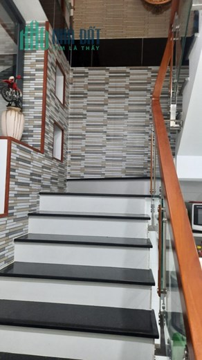 BÁN NHÀ HÓC MÔN CÁCH MT TÔ KÝ 50M - HXH - 80M2 - GIÁ CHỈ 5,5 TỶ THƯƠNG LƯỢNG.