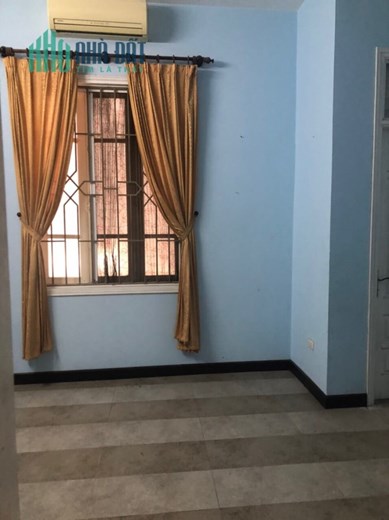 bán nhà Nguyễn Hoàng Tôn 86m x 4 tầng, mt: 5.5m ngay đầu 2 con rồng