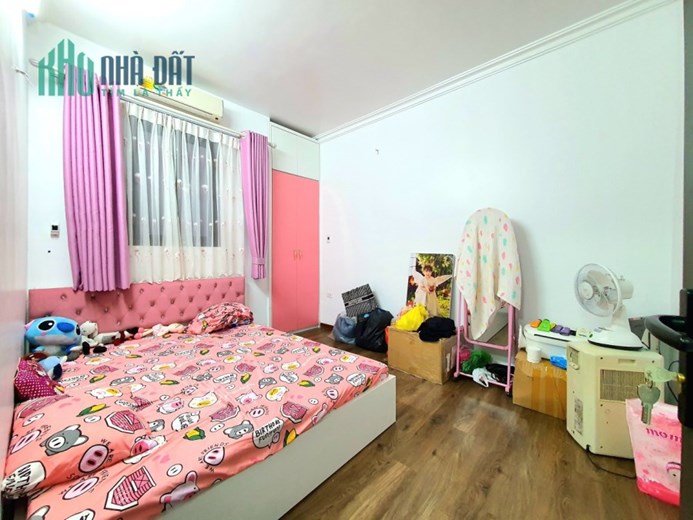 Bán nhà phố Thiên Lôi, diện tích 41m 4 tầng GIÁ 2.65 tỉ full nội thất gần Hoàng Huy