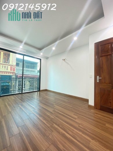 Nam Từ Liêm, PHÂN LÔ, GARA, 45m, 5T, 5 tỷ 75, KD, ở sướng