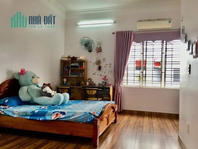 Bán nhà phố Trung Lực, diện tích 100m, đường 6m, GIÁ 6.3 tỉ sân cổng riêng cực đẹp