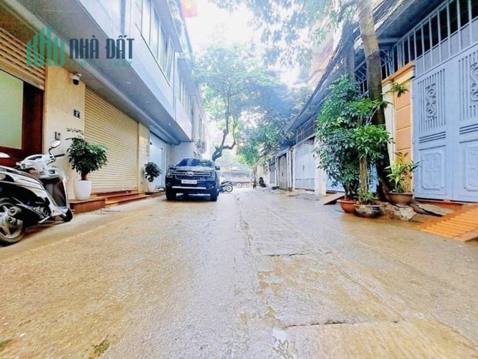 Bàn nhà khu phân lô cán bộ ngõ 168 Hào Nam, Đống Đa, Hà Nội. Diện tích 60m2 x 5 tầng, mặt tiền