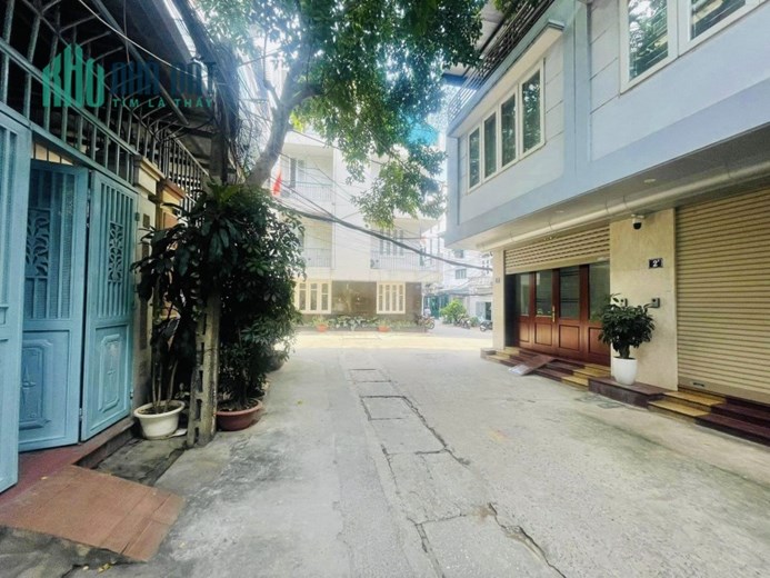 Bàn nhà khu phân lô cán bộ ngõ 168 Hào Nam, Đống Đa, Hà Nội. Diện tích 60m2 x 5 tầng, mặt tiền