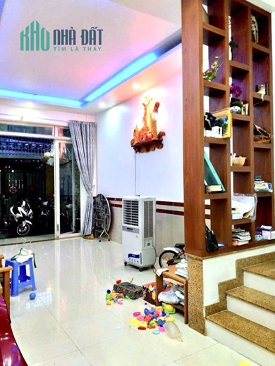 Nhà đẹp 3 tầng 6.5x15 P. Linh Chiểu, Thủ Đức. Hẻm ô tô 6m. Chỉ nhỉnh 8 tỷ