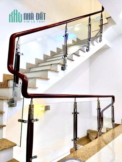Nhà đẹp 3 tầng 6.5x15 P. Linh Chiểu, Thủ Đức. Hẻm ô tô 6m. Chỉ nhỉnh 8 tỷ