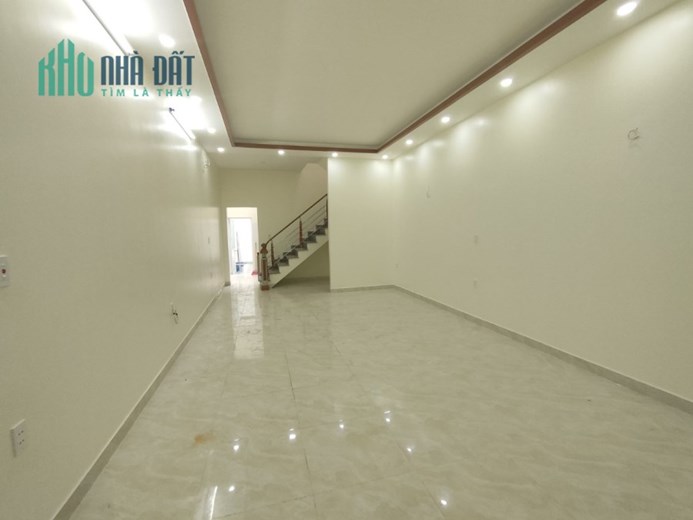 CT Cho thuê nhà 2 tầng Lê thánh tông 80M giá 7 tr