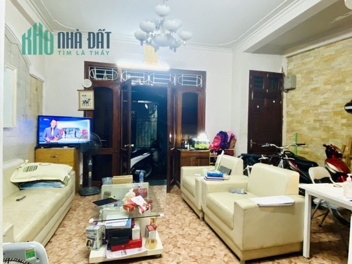 Chính chủ tôi bán nhà phố Tô Vĩnh Diện, Thanh Xuân, lô góc thang máy, ô tô 7 chỗ vào nhà, 0385582986