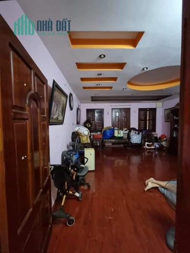 Bán Nhà Mặt Phố Dịch Vọng 113,6m2 x 3 tầng , mặt tiền rộng , kinh doanh đỉnh , giá đầu tư chỉ 29 tỷ.