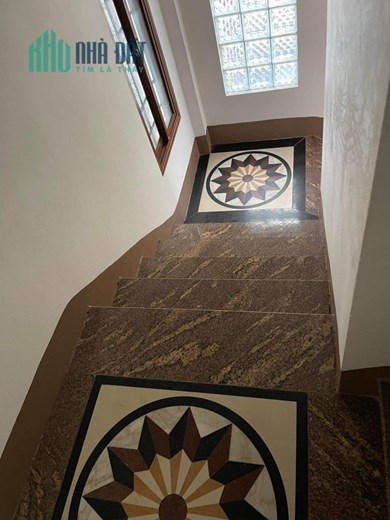 Bán nhà 46m2 phố Nguyễn Sơn, Long Biên Gara Ô tô Thang máy Nhập Kinh doanh đỉnh cao 8.2 Tỷ