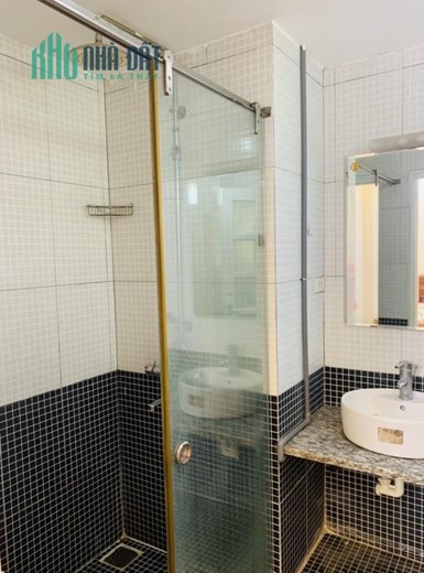 Chính chủ tôi bán nhà phố Cù Chính Lan, Thanh Xuân, đường 2 ô tô tránh,5 tầng, mặt tiền kinh doanh