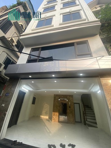 Bán ngôi nhà 65m2 phố Ngọc Lâm, Long Biên Gara Ô tô Thang máy Nhập Kinh doanh siêu tốt 9.3 Tỷ