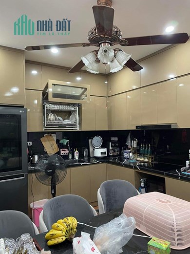 Bán nhà 68m2 phố Ngọc Lâm, Long Biên Gara Ô tô phi Thang máy XỊN Kinh doanh đỉnh cao 9.4 Tỷ