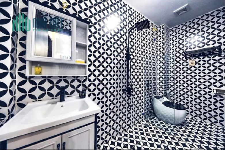 Bán nhà 67m2 phố Ngọc Lâm, Long Biên Gara Ô tô phi Thang máy Nhập Kinh doanh 9.4 Tỷ