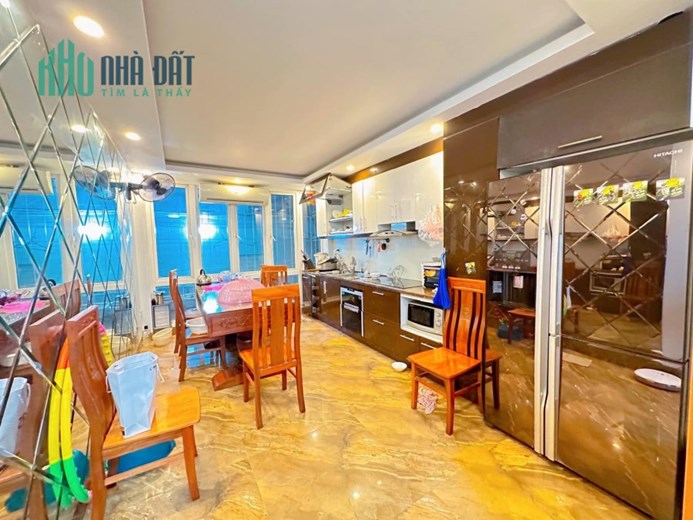 Bán nhà MỚI ĐẸP, LÔ GÓC, Khâm Thiên, Đống Đa 50m2, 4 Tầng, MẶT TIỀN 6m CHỈ 4.8 tỷ.