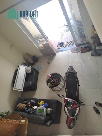 Bán nhà ngộp đường Nguyễn Phúc Chu, P15, Tân Bình, 57m2, 2 tầng, ngang 7m.