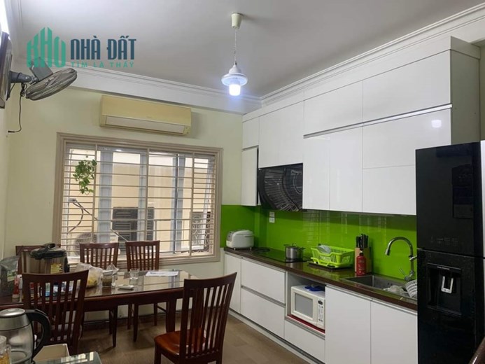 CỰC HIẾM. Nhà Phố Hương Viên, Lò Đúc, 10m ra ô tô tránh, sát Hồ, sổ vuông. DT 38m*5 tầng *mt 6m.