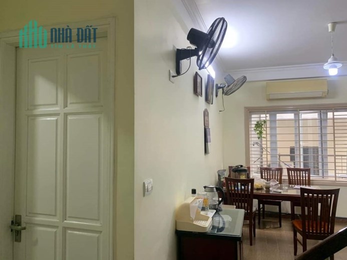 CỰC HIẾM. Nhà Phố Hương Viên, Lò Đúc, 10m ra ô tô tránh, sát Hồ, sổ vuông. DT 38m*5 tầng *mt 6m.