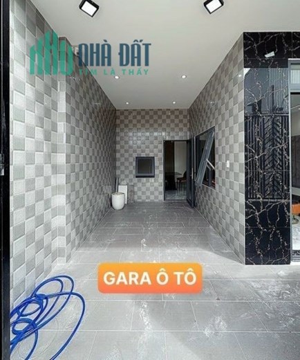Nhà 3 tầng mới xây Ô TÔ đậu, đường Tô Hiệu, ngã 4 Hoàng Thị Loan