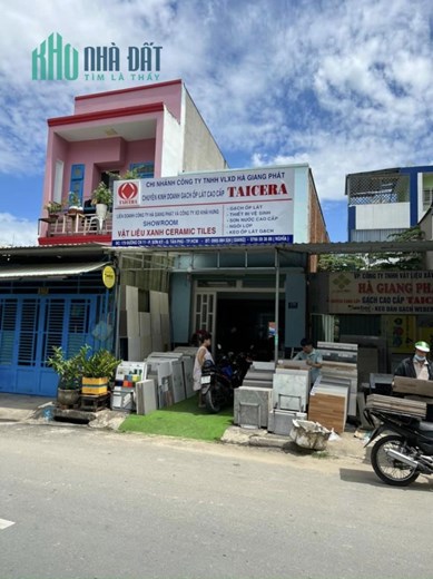 Nhà 2 mặt tiền đường rộng 18m. diện tích 60m2 đường CN11, Sơn Kỳ, Tân Phú, giá chỉ 8.5 tỷ.