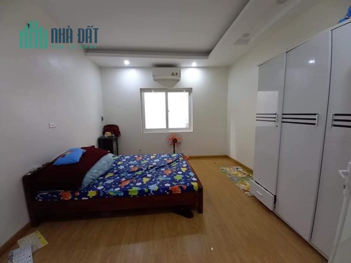 Bán nhà Yên Xá- Tân Triều 30mx 3 tầng, ngõ 3 gác, oto cách 50m, giá chỉ 2.45 tỷ