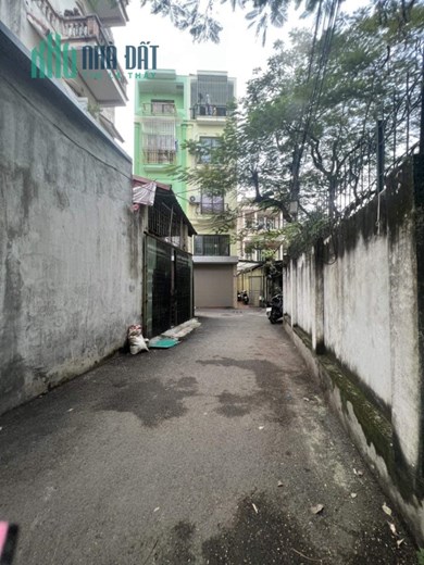 Kiếm đâu ra giá hạt rẻ vậy, Phương canh 5 tầng, MT 4m – ô tô– view thoáng-ở sướng 3,3 Tỷ.