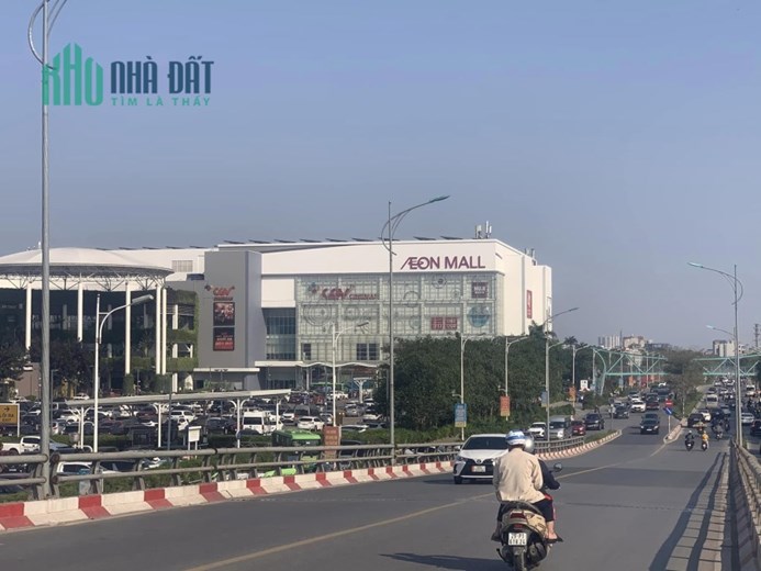 BÁN NHÀ  CỔ LINH LONG BIÊN DT 41M 6 TẦNG CHỈ 4 TỶ8 THANG MÁY, GARA TÔ VÀO NHÀ