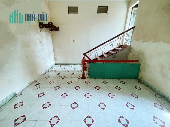DIỆN TÍCH RỘNG , VÀO Ở LUÔN , GIÁ RẺ TRUNG TÂM QUẬN HAI BÀ TRƯNG , GIÁ 1,7TỶ.