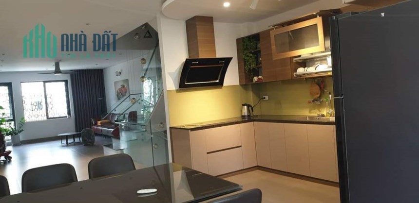 Bán gấp Tòa Biệt Thự Lê Trọng Tấn  Lô góc 120 m2 5 Tầng 13,5 Tỷ. Đường Vỉa hè ô tô tải.
