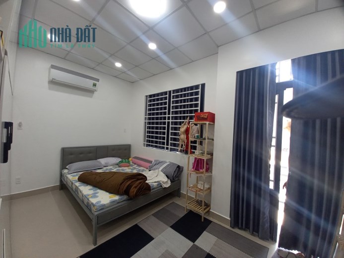 Bán gấp nhà 2 tầng mới cứng-55m2-Rộng 5m-Hẻm ô tô-Đường Đỗ Xuân Hợp.