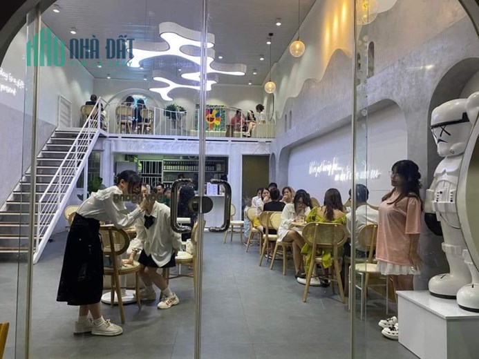 chính chủ cần sang nhượng nhanh hoặc cho thuê quán LAVA Café Thuộc 864 Võ Nguyên Giáp – P .Hồng Hải