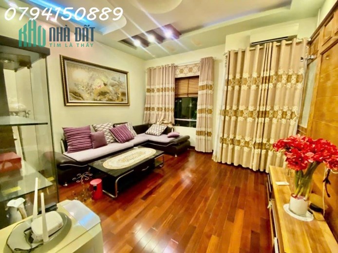 Nhà ĐỘC Lập Phố Văn Cao .